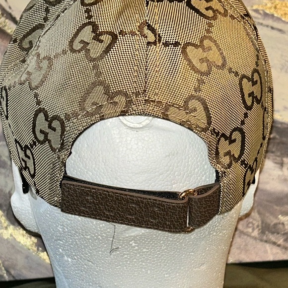 Gucci Tan Monogram Baseball Cap - Picture 2 of 4